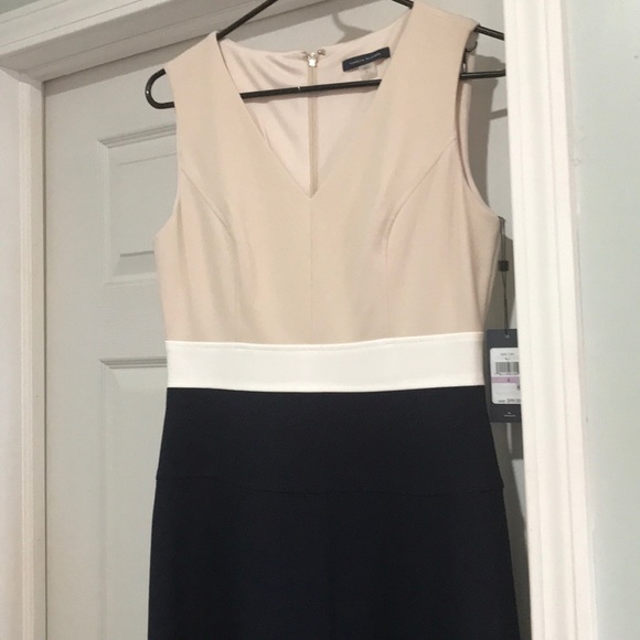 Tommy Hilfiger Dress, size 6 - Picture 4 of 7